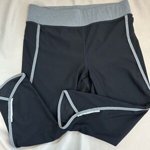 Cascade Sports Performance Leggings sz L